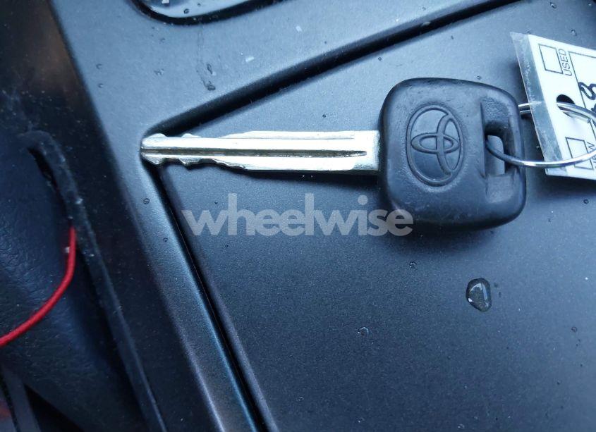 Photo 11 of 2005 Toyota Camry SE (VIN 4T1BE32K75U020400)