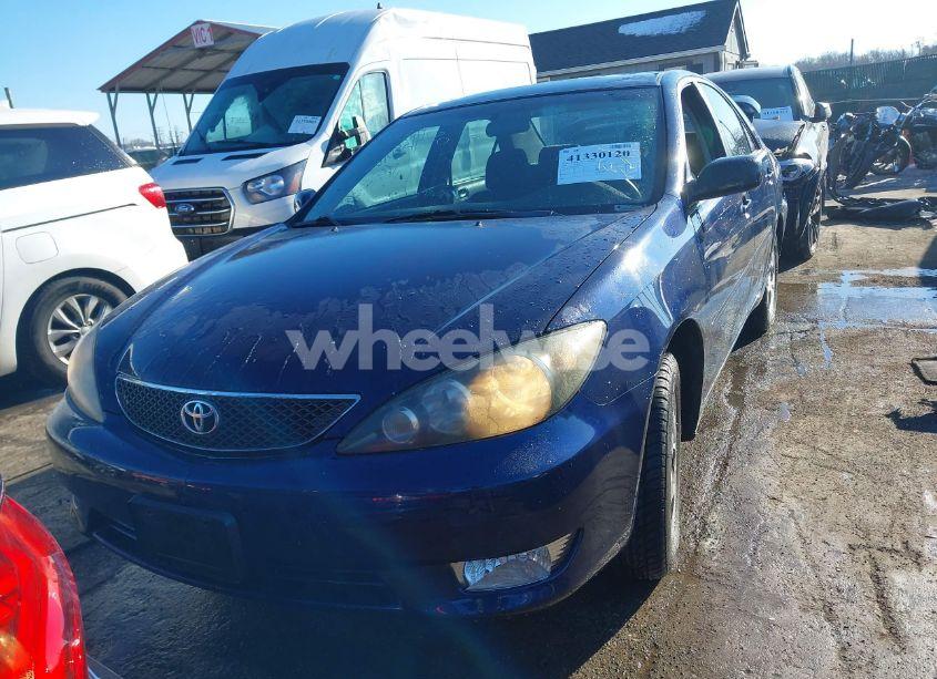 Photo 12 of 2005 Toyota Camry SE (VIN 4T1BE32K75U020400)