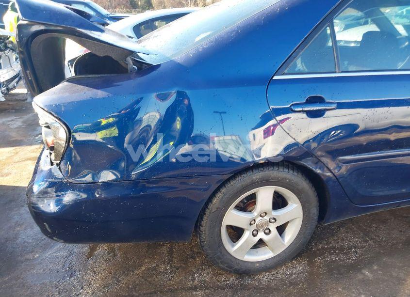 Photo 17 of 2005 Toyota Camry SE (VIN 4T1BE32K75U020400)