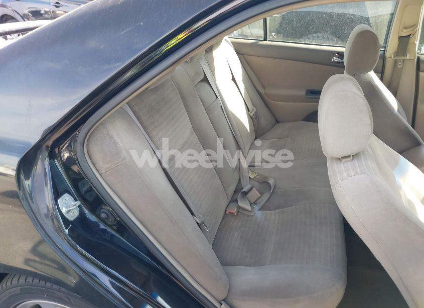 Photo 8 of 2005 Toyota Camry LE (VIN 4T1BE32K75U022695)