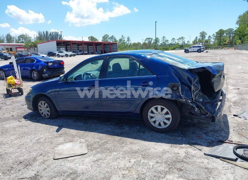 Photo 15 of 2005 Toyota Camry LE (VIN 4T1BE32K75U044924)