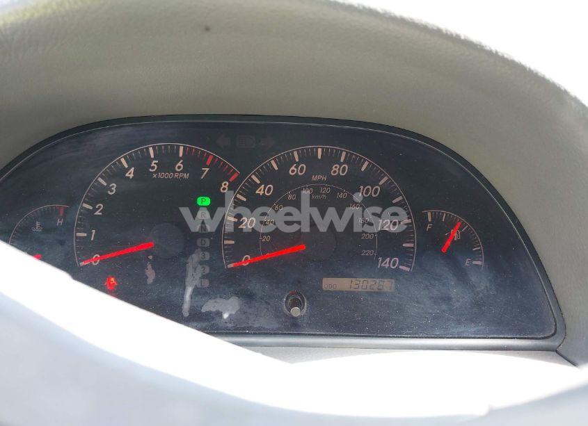 Photo 7 of 2005 Toyota Camry LE (VIN 4T1BE32K75U044924)