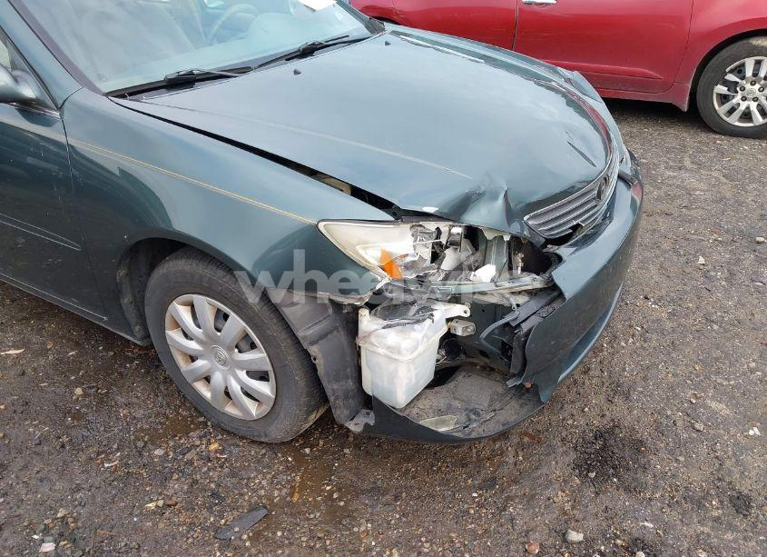 Photo 6 of 2005 Toyota Camry LE (VIN 4T1BE32K75U054143)