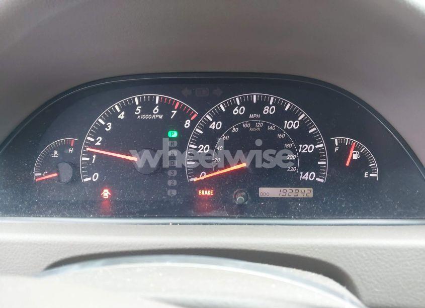 Photo 7 of 2005 Toyota Camry LE (VIN 4T1BE32K75U054143)