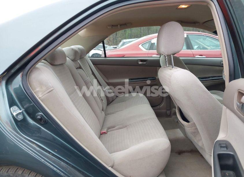 Photo 8 of 2005 Toyota Camry LE (VIN 4T1BE32K75U054143)