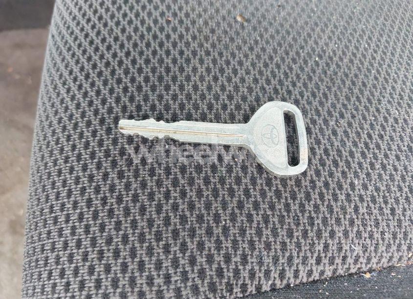 Photo 11 of 2005 Toyota Camry SE (VIN 4T1BE32K75U057530)