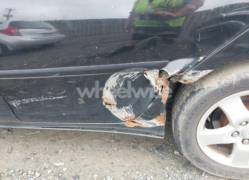 Photo 6 of 2005 Toyota Camry SE (VIN 4T1BE32K75U057530)