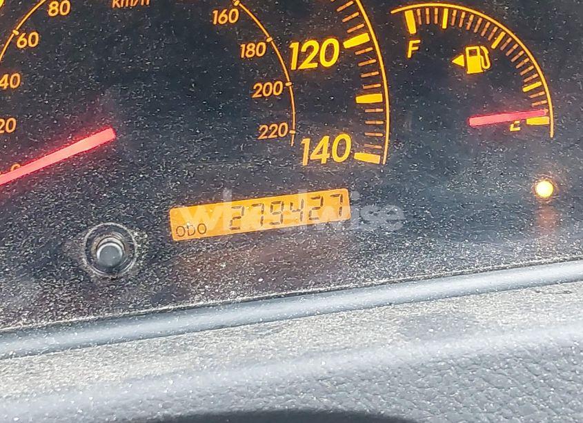 Photo 7 of 2005 Toyota Camry SE (VIN 4T1BE32K75U057530)