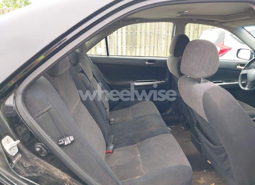 Photo 8 of 2005 Toyota Camry SE (VIN 4T1BE32K75U057530)