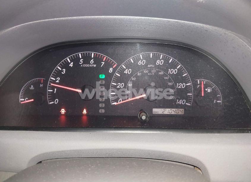 Photo 7 of 2005 Toyota Camry LE (VIN 4T1BE32K75U066552)