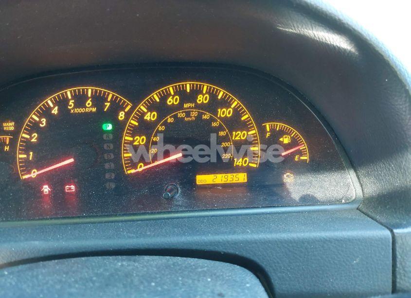 Photo 7 of 2005 Toyota Camry SE (VIN 4T1BE32K75U095467)