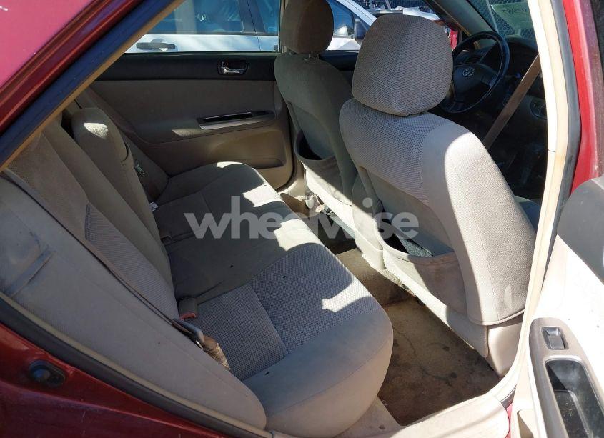 Photo 8 of 2005 Toyota Camry SE (VIN 4T1BE32K75U095467)