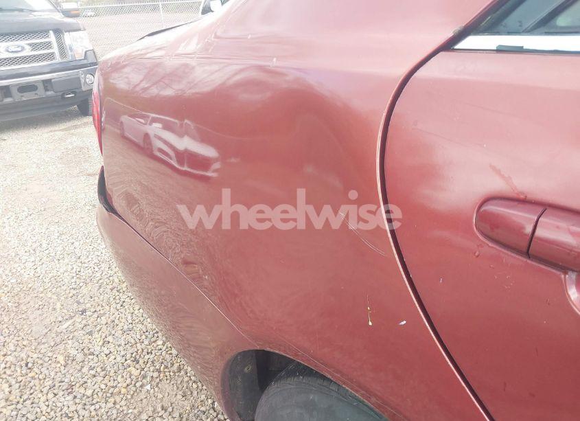 Photo 6 of 2005 Toyota Camry LE (VIN 4T1BE32K75U102935)