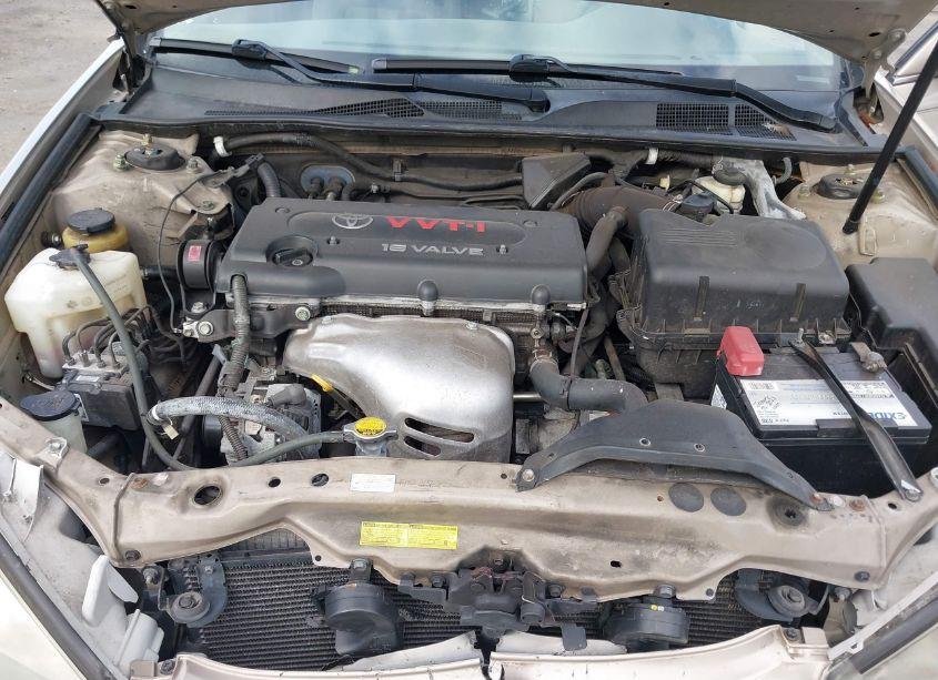 Photo 10 of 2005 Toyota Camry LE (VIN 4T1BE32K75U103258)