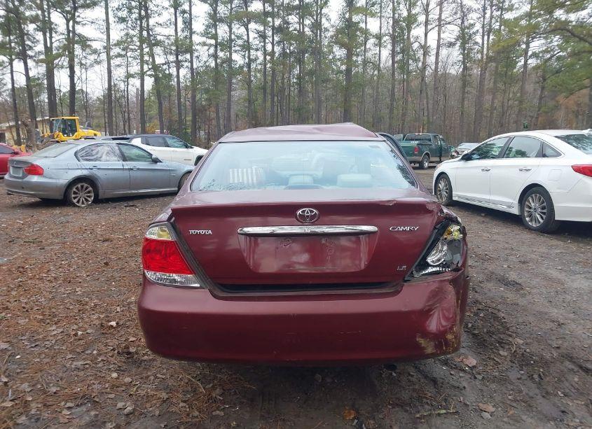 Photo 17 of 2005 Toyota Camry LE (VIN 4T1BE32K75U426192)