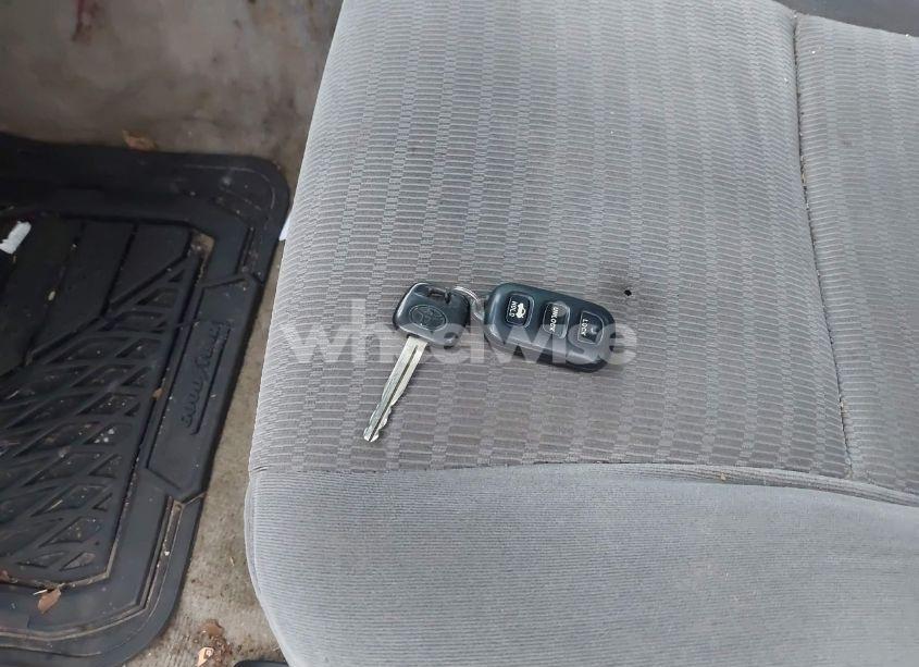 Photo 11 of 2005 Toyota Camry LE (VIN 4T1BE32K75U433174)