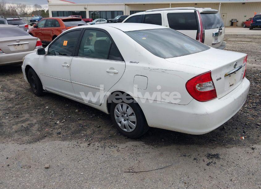 Photo 3 of 2005 Toyota Camry LE (VIN 4T1BE32K75U433174)