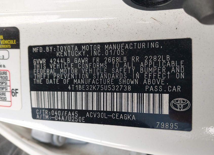 Photo 9 of 2005 Toyota Camry XLE (VIN 4T1BE32K75U532738)