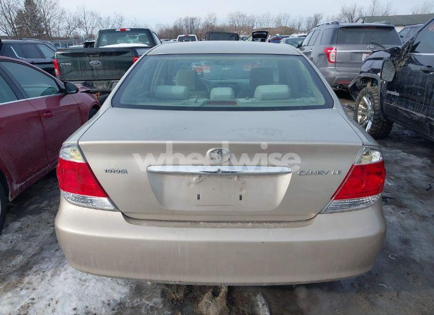 Photo 16 of 2005 Toyota Camry LE (VIN 4T1BE32K75U942486)