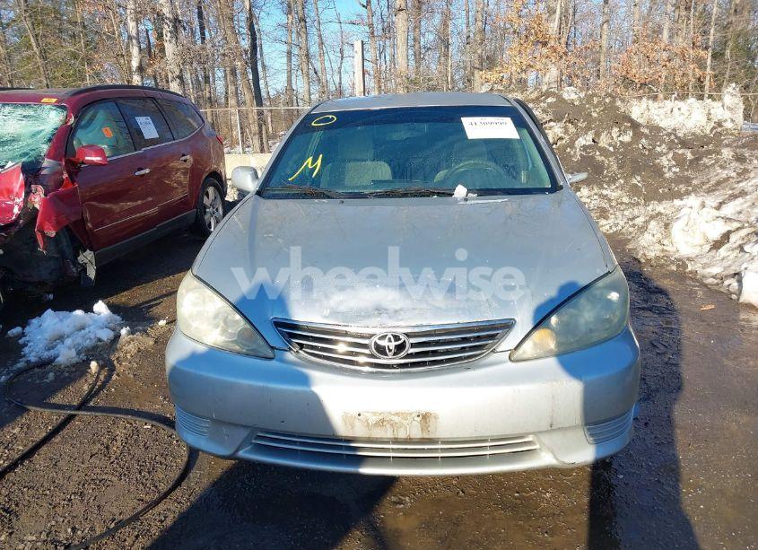 Photo 12 of 2005 Toyota Camry LE (VIN 4T1BE32K75U946246)