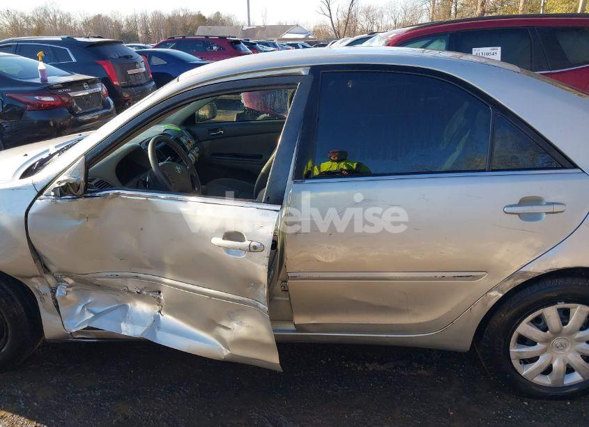 Photo 14 of 2005 Toyota Camry LE (VIN 4T1BE32K75U946246)