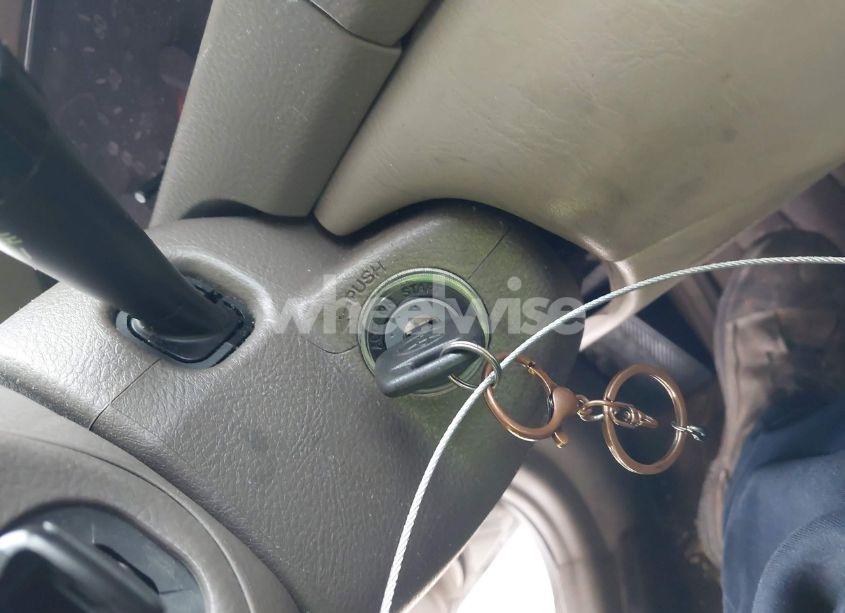 Photo 11 of 2005 Toyota Camry LE (VIN 4T1BE32K75U953925)