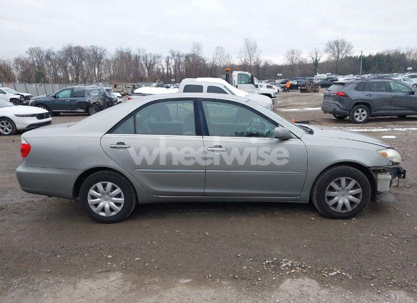 Photo 13 of 2005 Toyota Camry LE (VIN 4T1BE32K75U960759)