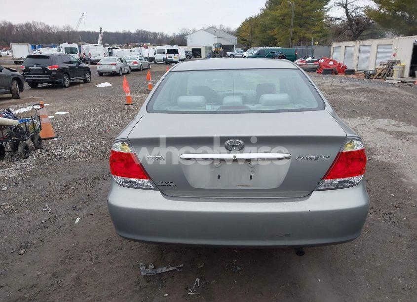 Photo 16 of 2005 Toyota Camry LE (VIN 4T1BE32K75U960759)