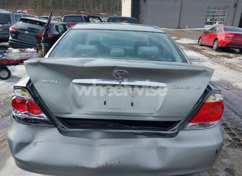 Photo 6 of 2005 Toyota Camry LE (VIN 4T1BE32K75U968585)
