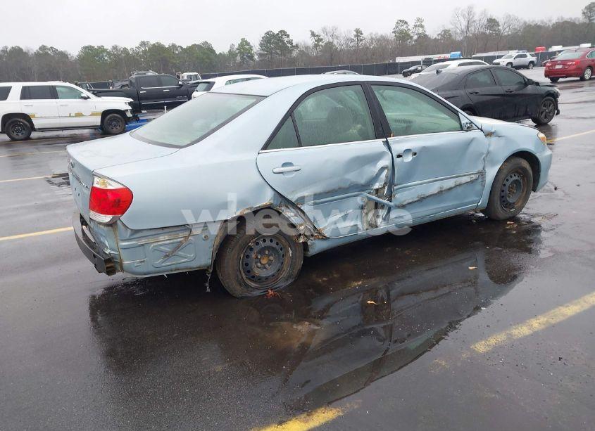 Photo 4 of 2005 Toyota Camry LE (VIN 4T1BE32K75U969333)