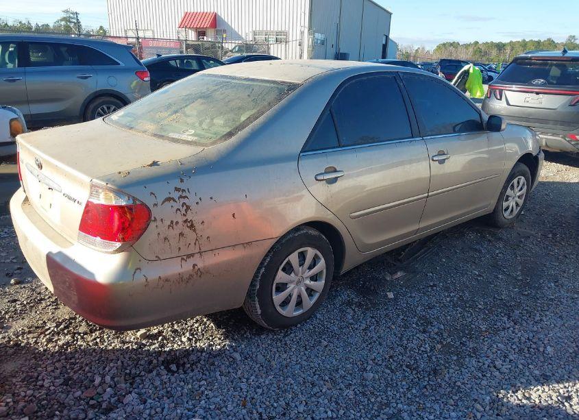 Photo 4 of 2006 Toyota Camry LE (VIN 4T1BE32K76U124497)