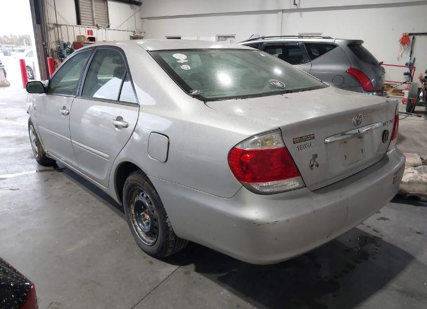 Photo 3 of 2006 Toyota Camry LE (VIN 4T1BE32K76U141686)