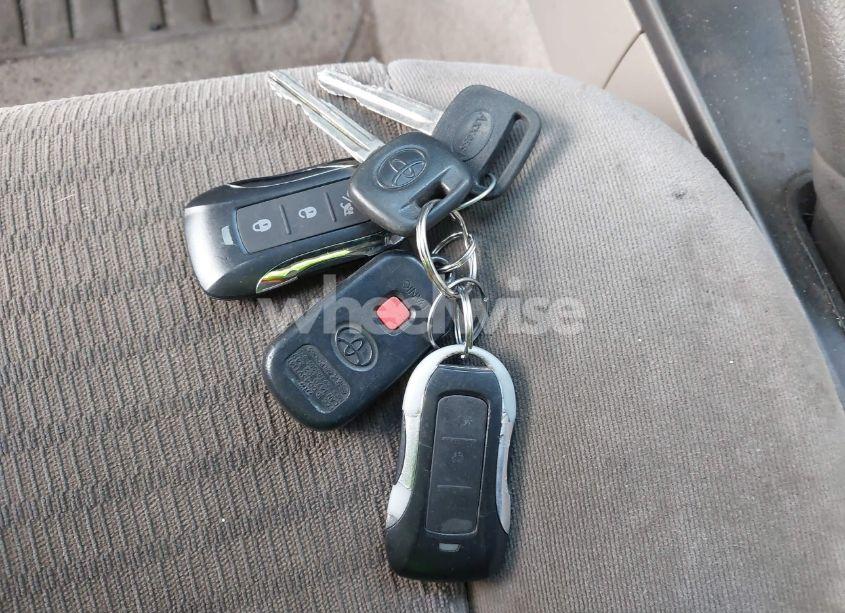 Photo 11 of 2006 Toyota Camry LE (VIN 4T1BE32K76U148847)