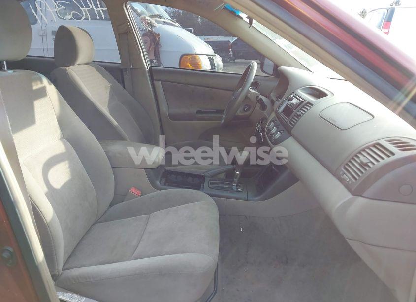 Photo 5 of 2006 Toyota Camry LE (VIN 4T1BE32K76U148847)