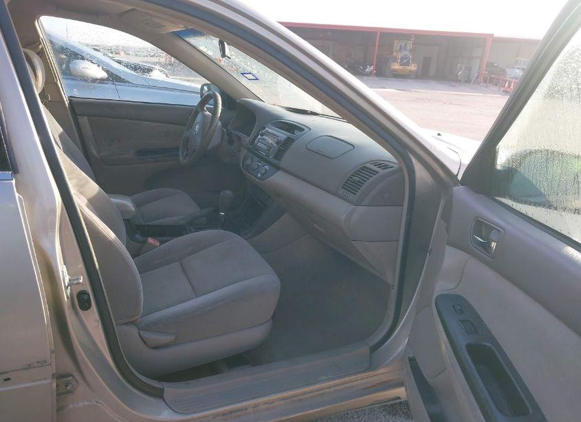 Photo 5 of 2006 Toyota Camry LE (VIN 4T1BE32K76U158360)