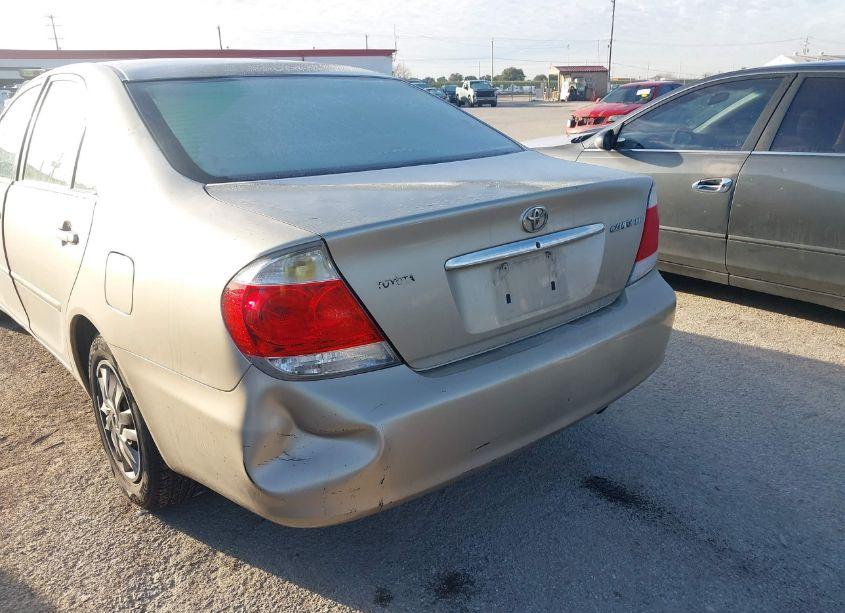 Photo 6 of 2006 Toyota Camry LE (VIN 4T1BE32K76U158360)