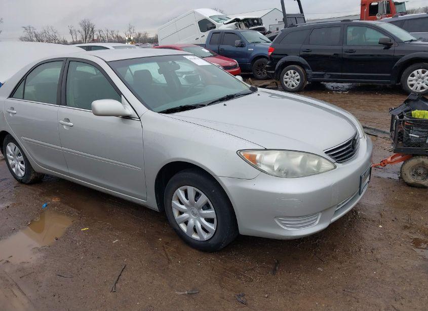 2006 Toyota Camry LE (VIN 4T1BE32K76U160495) main photo