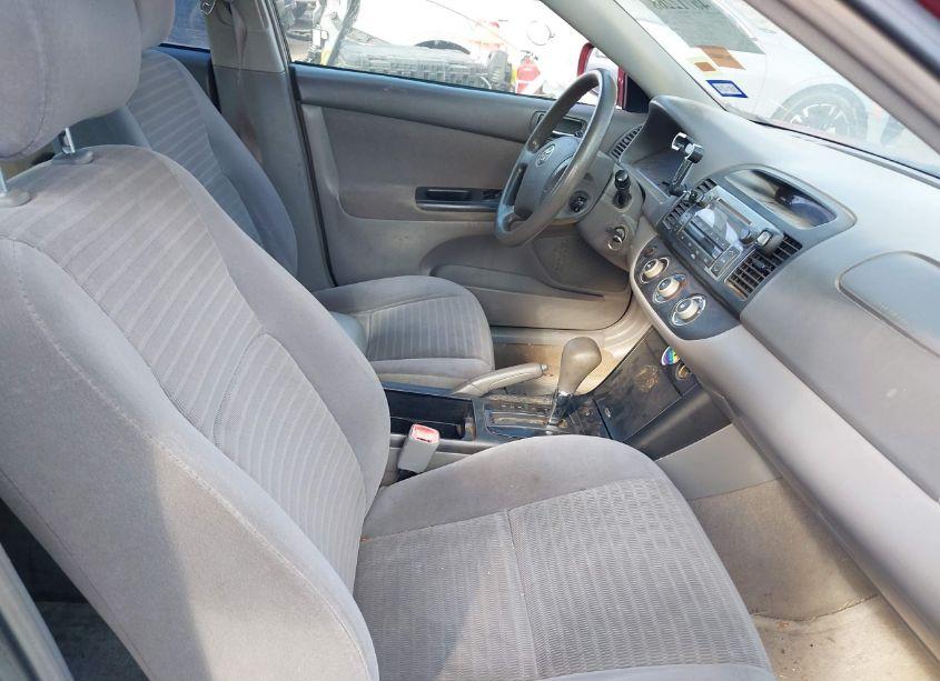 Photo 5 of 2006 Toyota Camry LE (VIN 4T1BE32K76U165051)