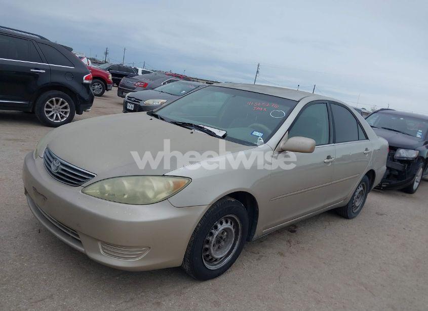 Photo 2 of 2006 Toyota Camry LE (VIN 4T1BE32K76U671964)