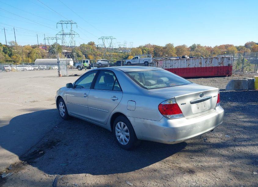 Photo 3 of 2006 Toyota Camry LE (VIN 4T1BE32K76U674542)