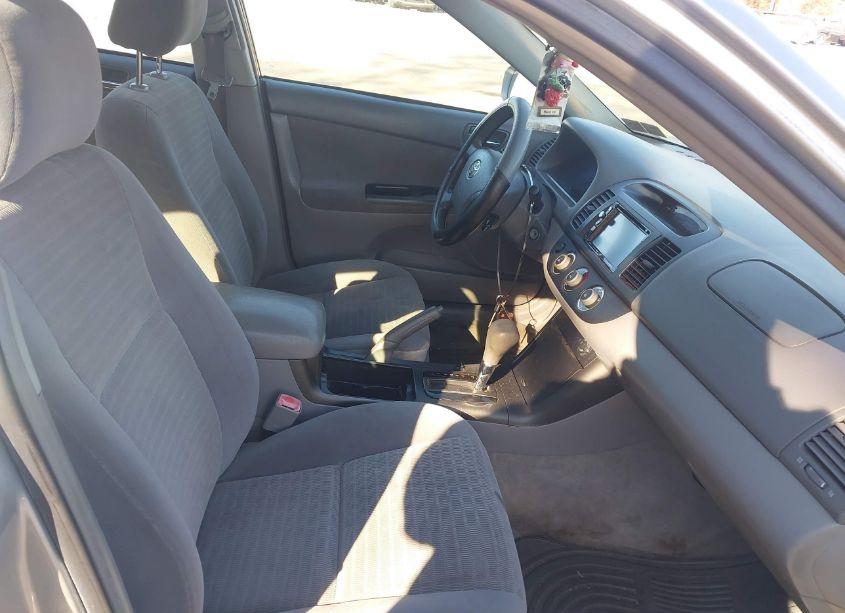 Photo 5 of 2006 Toyota Camry LE (VIN 4T1BE32K76U674542)