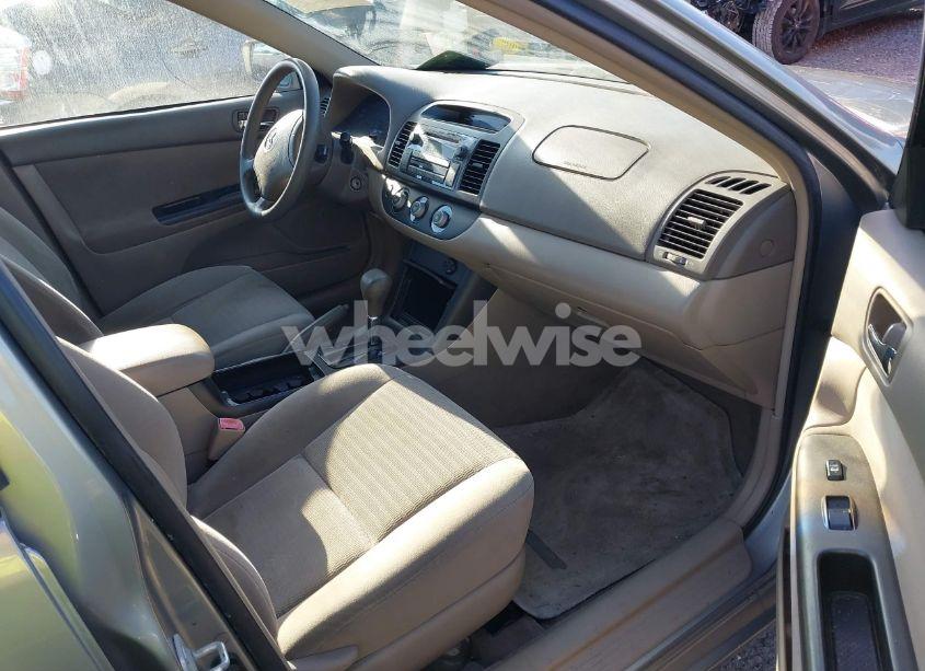 Photo 5 of 2006 Toyota Camry LE (VIN 4T1BE32K76U681684)