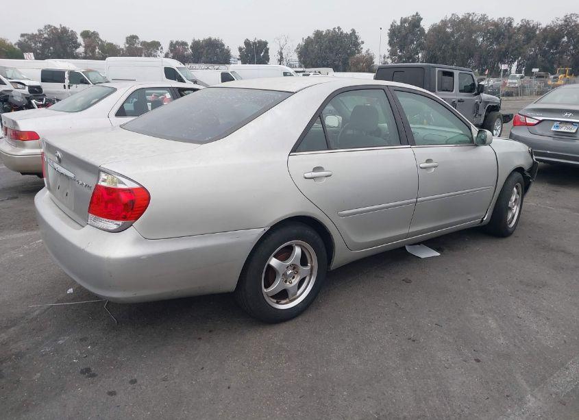 Photo 4 of 2006 Toyota Camry LE (VIN 4T1BE32K76U713856)