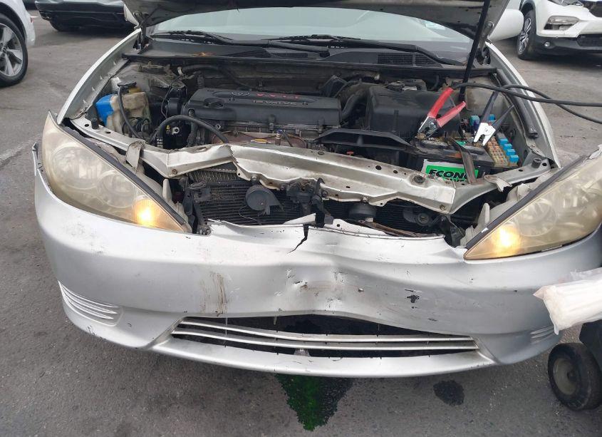 Photo 6 of 2006 Toyota Camry LE (VIN 4T1BE32K76U713856)