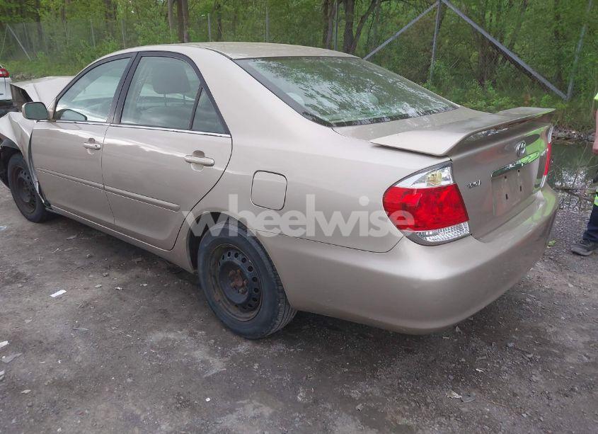 Photo 3 of 2006 Toyota Camry LE (VIN 4T1BE32K76U722458)