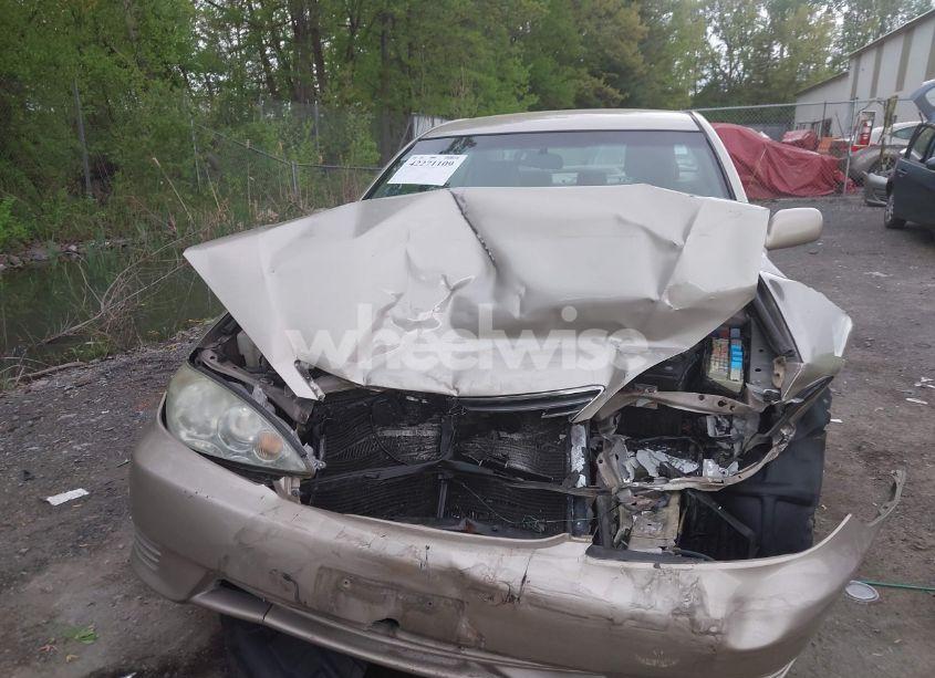 Photo 6 of 2006 Toyota Camry LE (VIN 4T1BE32K76U722458)