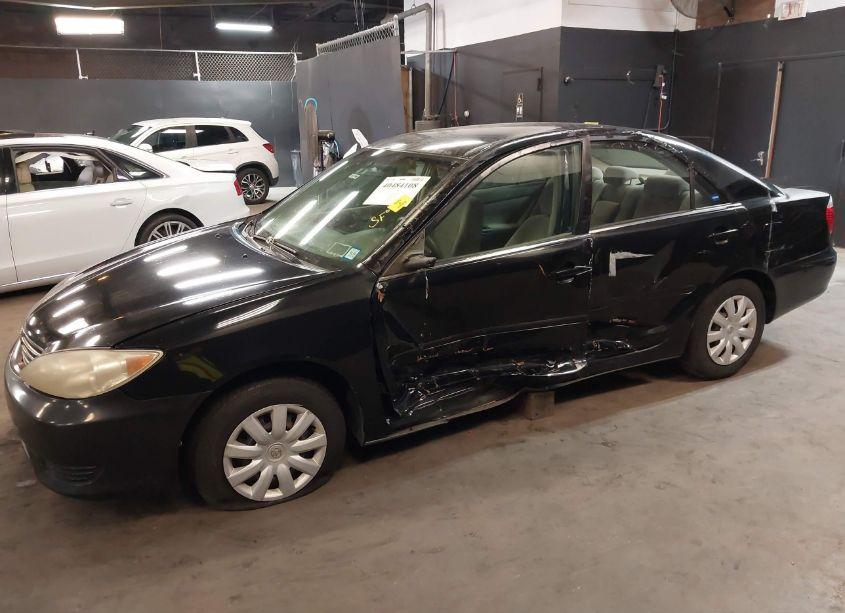 Photo 6 of 2006 Toyota Camry LE (VIN 4T1BE32K76U748784)