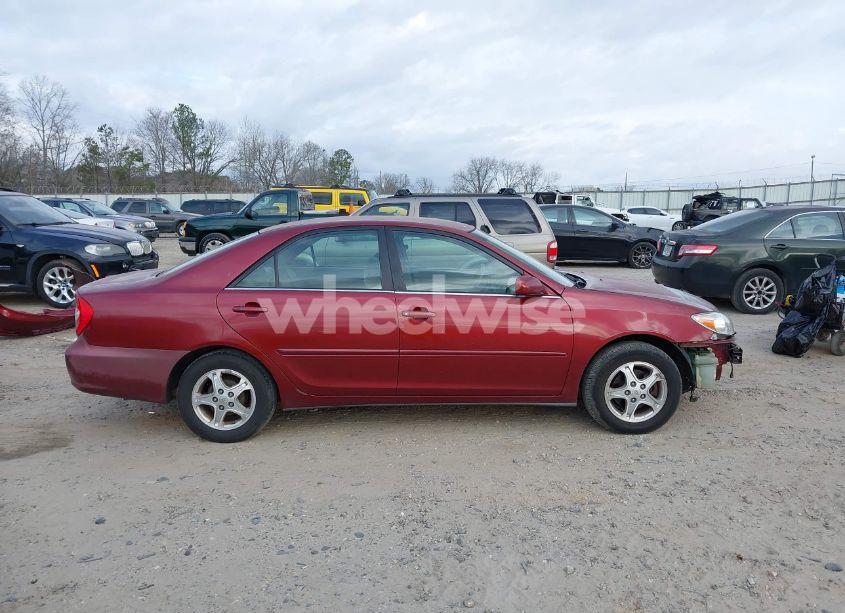 Photo 14 of 2002 Toyota Camry LE/XLE/SE (VIN 4T1BE32K82U005531)