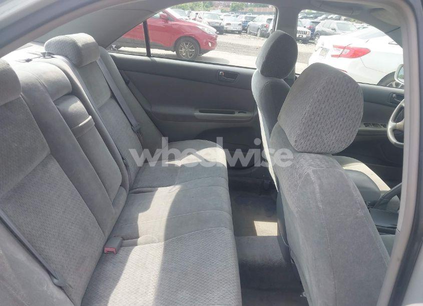 Photo 8 of 2002 Toyota Camry LE (VIN 4T1BE32K82U066376)