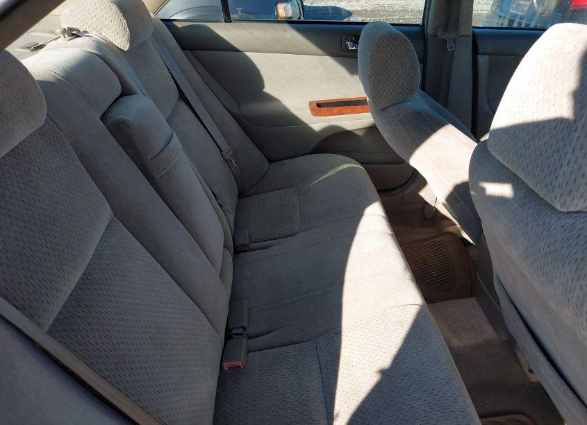 Photo 8 of 2002 Toyota Camry XLE (VIN 4T1BE32K82U108335)